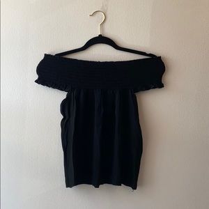 Brandy Melville off the shoulder top